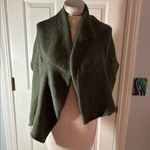 Lilith Olive Green Women's sweater vest